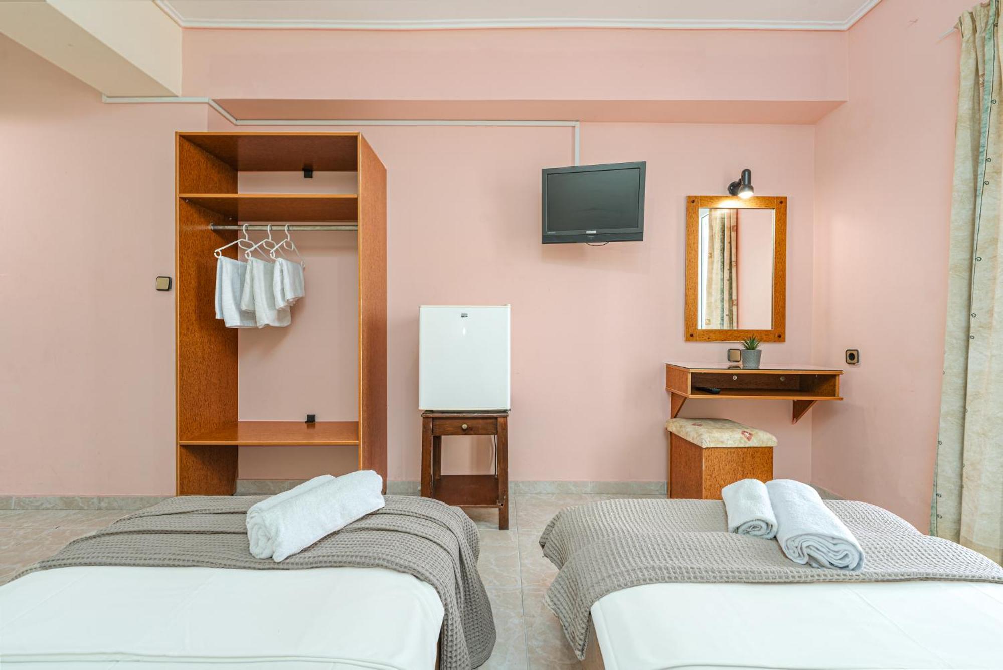 Hotel Aura Laganász Kültér fotó